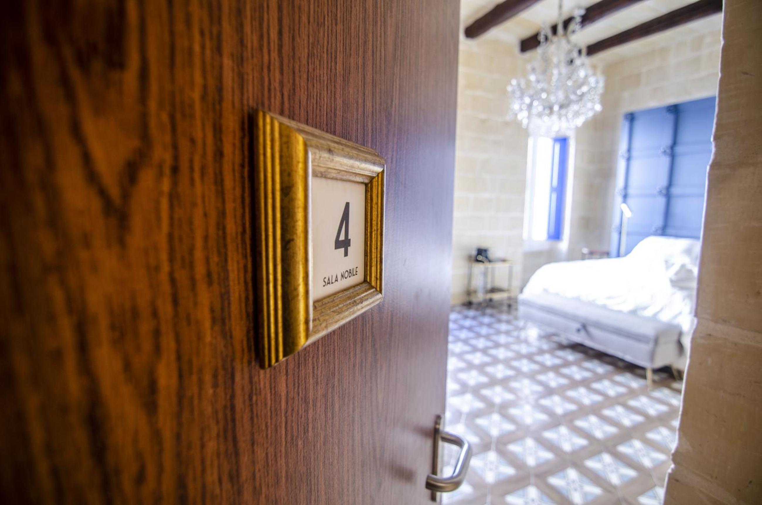 Queen Room with Balcony at Senglea Suites