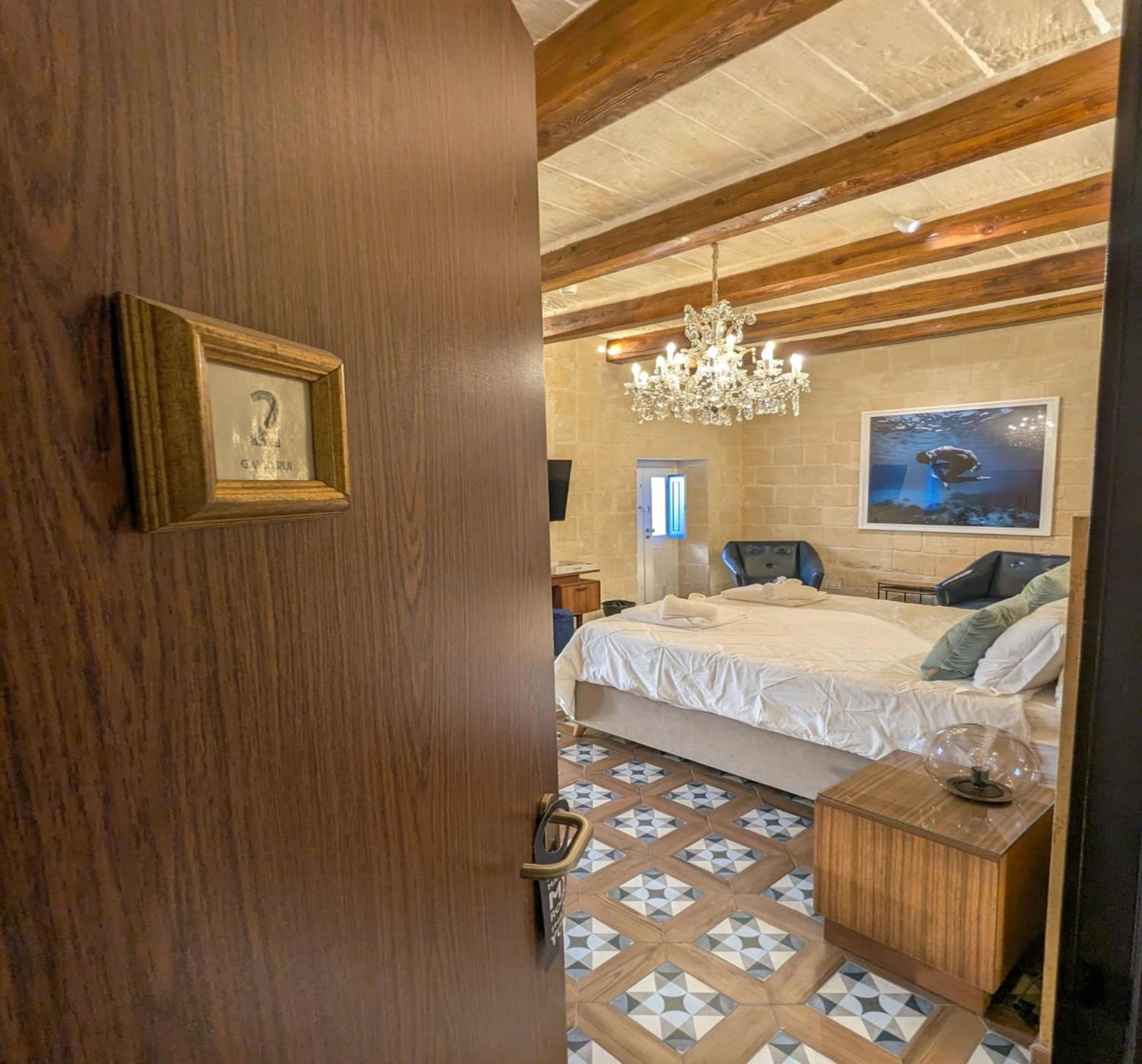 Superior Deluxe Double or Twin Room at Senglea Suites